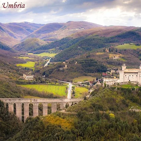 Vakantiehuis By Casamerina, Aietto House With Private Pool Near Todi Canalicchio