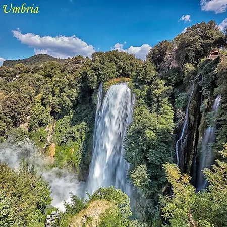 By Casamerina, Aietto House With Private Pool Near Todi Vakantiehuis